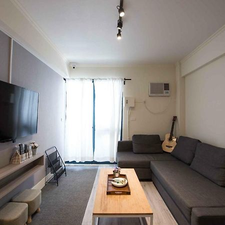 Bird Series Backpacker輕隔間背包客 Apartamento Tainan Exterior foto