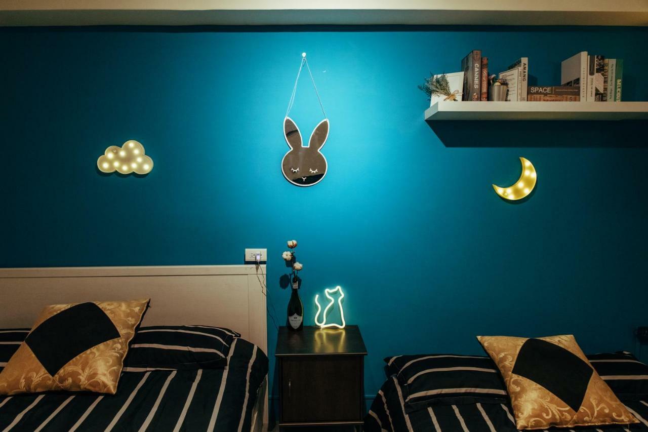 Bird Series Backpacker輕隔間背包客 Apartamento Tainan Exterior foto